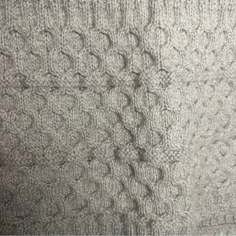 Carraigdonn Irish 100% Merino Wool PocketShawl Womens OS Open Cable Knit Tan Vtg - Picture 7 of 9